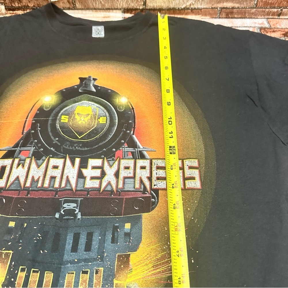 WWE Men’s Strowman Express Black T-Shirt size XL - Picture 8 of 10
